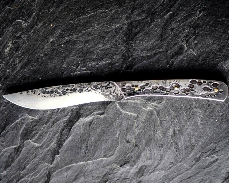 ARTISAN VOLÉ : Soutien à la Forge du Dragon Blanc