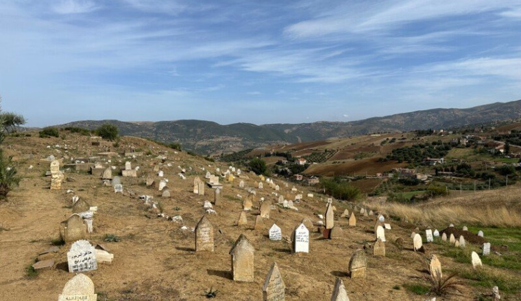 Route vers le cimetière des Mameche