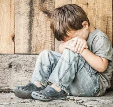 Les enfants orphelins